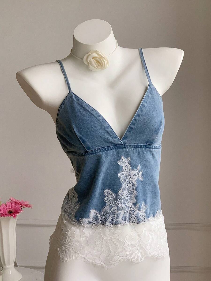 Comfortcana 女款拼接花卉蕾絲時尚吊帶牛仔上衣 蕾絲拼接款 派對早午餐約會海灘外出休閒 Y2K 90年代風鄉村藍 夏季 - 淺色水洗藍 - 查看 1