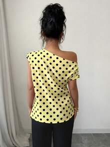 SHEIN Elenzya 波點不對稱肩無袖女款上衣，露肩優雅通勤襯衫 - 黃色 - 查看 2
