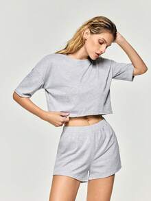 SHAPORA Bộ đồ mặc nhà gồm áo trễ vai và quần short đơn giản - Xám - Xem 4