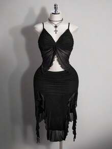SHEIN ICON Conjunto casual diario de top de tirantes plisado y falda de unicolor para mujer talla grande - Negro - Ver 3