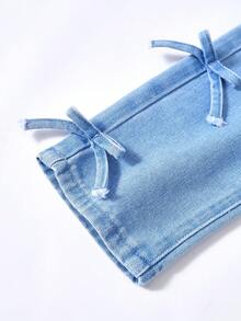 SHEIN Genkimix Kids 女嬰休閒百搭時尚甜美可愛精緻小公主蝴蝶結寬鬆直筒舒適水洗藍牛仔長褲，適合外出、派對、花園與公園散步、家庭時光 - 深色水洗藍 - 查看 8