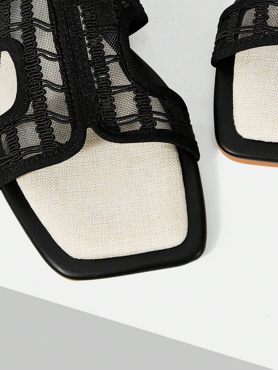SUMMER NEW BLACK BEACH VACATION CASUAL LADIES FLAT SANDALS