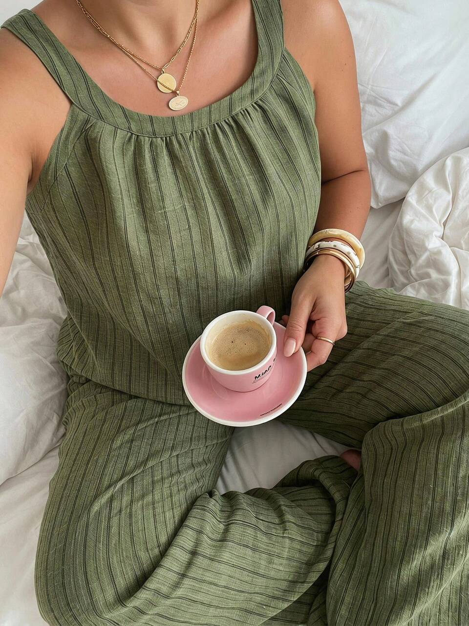 Dazy Plus Minimalist Striped Sleeveless Casual Loose Camisole Top And Long Pants Plus Size Women Spring/Summer Green Pajama Set