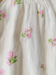 SHEIN Vintaside Kids 女童清新刺繡吊帶洋裝 夏季新款 溫柔米色手工粉色花朵刺繡 嬰幼兒A字裙 甜美無袖兒童公主裙 - 白色 - 查看 6