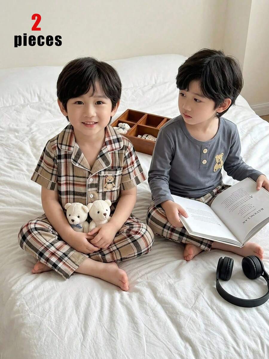 SHEIN 2件組小男孩短袖上衣與長褲睡衣套裝,復古熊刺繡格紋圖案,舒適休閒居家服,小男孩禮物,適合春秋季 - 彩色 - 查看 1