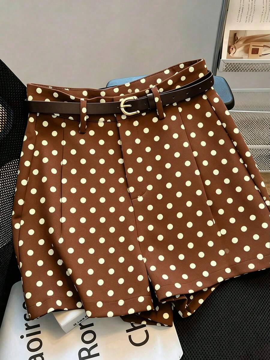 Franclia 休閒通勤時尚百搭中高腰附腰帶夏季新款卡其色素色女款短褲 - 棕色 - 查看 1