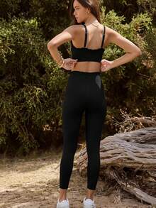 Aralina Leisurwear 荷葉邊飾無袖高腰運動短版上衣與緊身褲兩件套組 - 黑色 - 查看 2