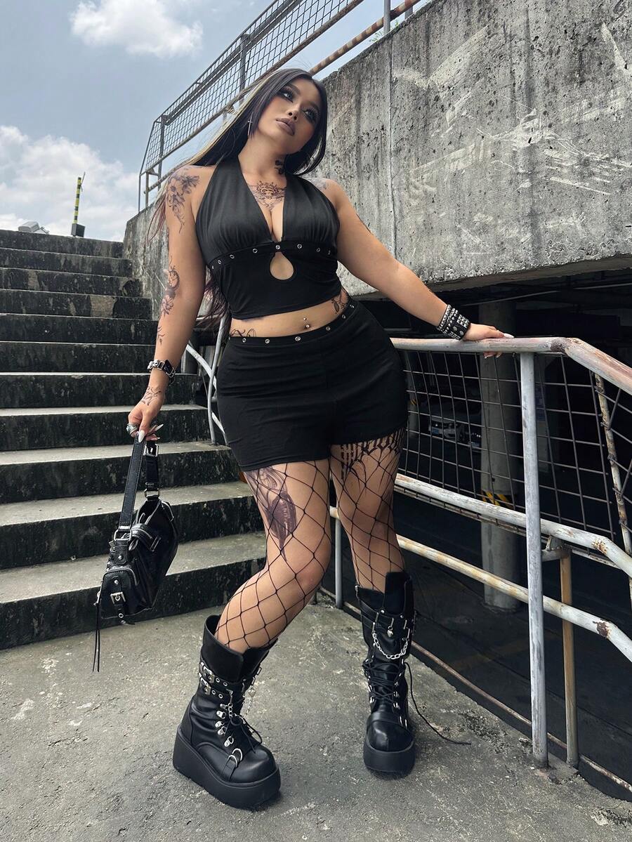 Whyspr Plus Size Women's Y2K Style Black Spaghetti Strap Cutout Top Rivet Waist-Cinched Slimming High-Waist Shorts With Eyelet Decor, 2 Pieces Concert Summer - Black - View 1