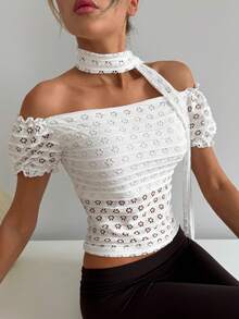 Livesso Blusa de mujer elegante para verano, casual, blanca, corta, con encaje jacquard calado, con cordones y lazo, hombros descubiertos, para boda y banquete - Blanco - Ver 6