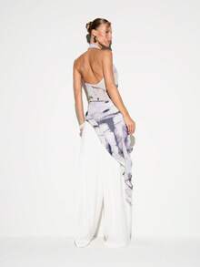 KIZN Atasan Cami Model Halter Neck High Low Chiffon dengan Motif Abstrak Cat Air, Belahan Leher Dalam, Tanpa Punggung, Atasan Musim Panas untuk Festival. - MultiWarna - View 2