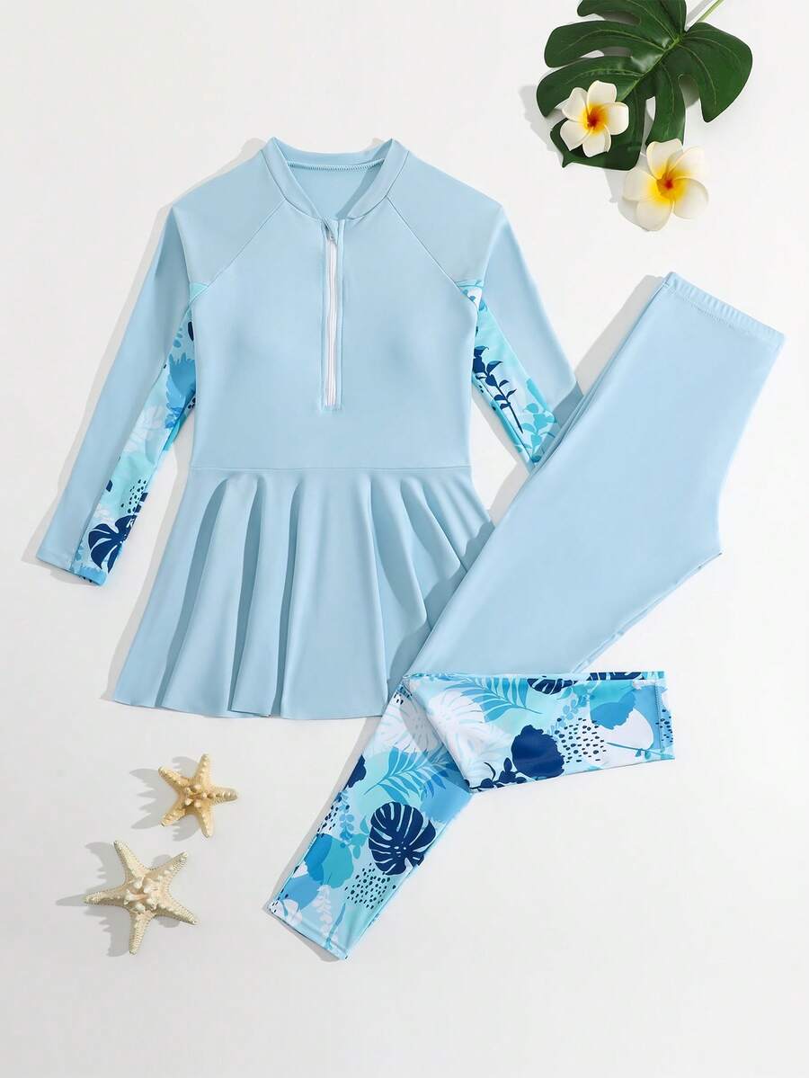 SHEIN Top de bikini tipo camisola para niñas preadolescentes con estampado aleatorio, protección solar - Celeste - Ver 1