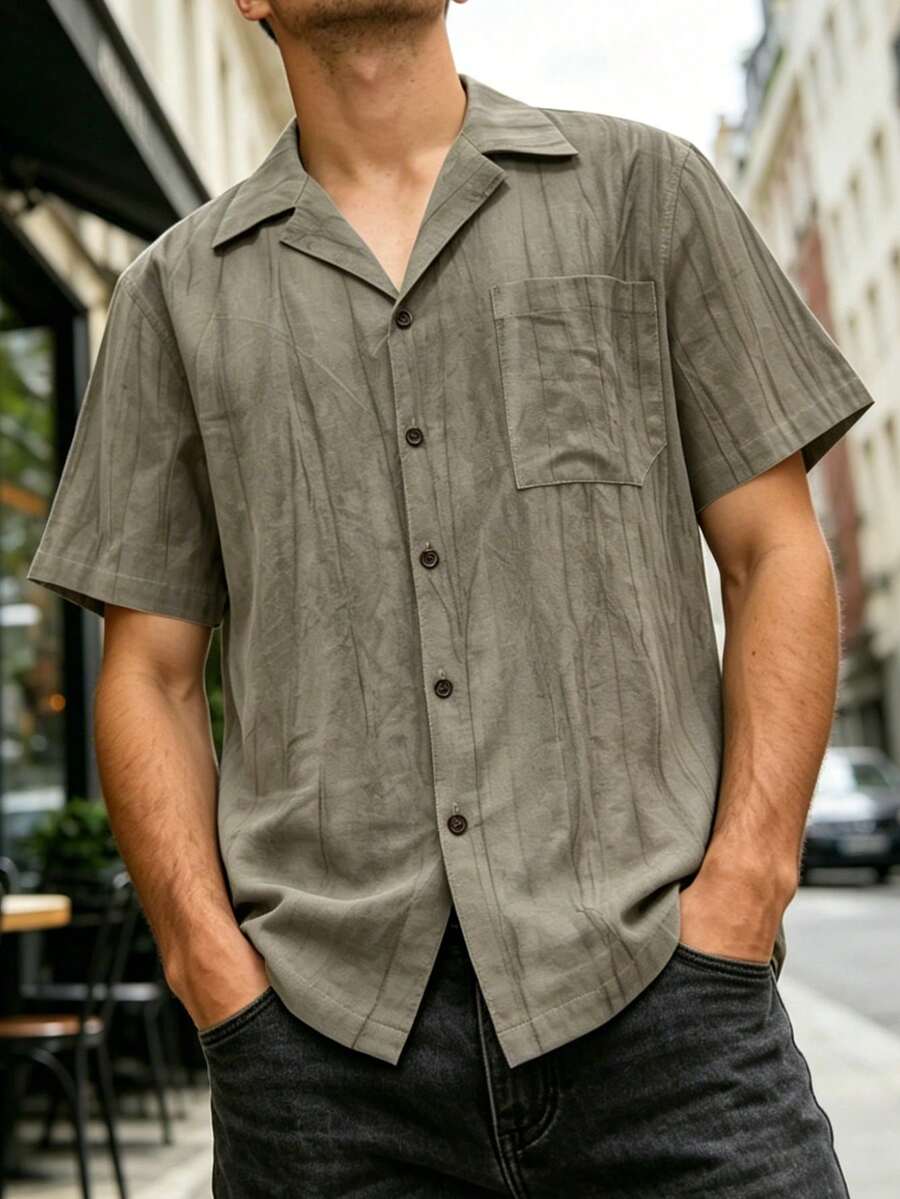 Manfinity Dauomo Solid Color Pleated Cuban Collar Short Sleeve Shirt Men's Loose Casual Versatile All-Match Top - Maroon - View 1