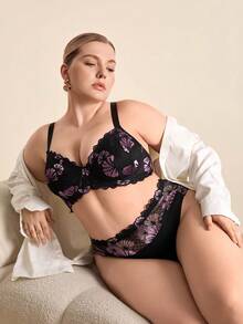 Hourtrue Plus Size Women 2pcs Romantic Lace Bra Set, Simple Casual Bra + Panty Set, Lift - Multicolor - View 3