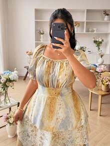 Modelyn 隨機花卉印花拼接刺繡網紗優雅浪漫法式風格方領分層蛋糕裙修身大碼女裝洋裝 - 彩色 - 查看 7