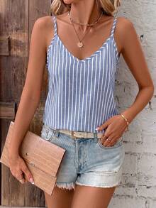 SHEIN Clasi Casual Minimalist Blue Faux Texture Striped All-Over Print Pattern V-Neck Loose Camisole Suitable For Summer - Multicolor - View 3