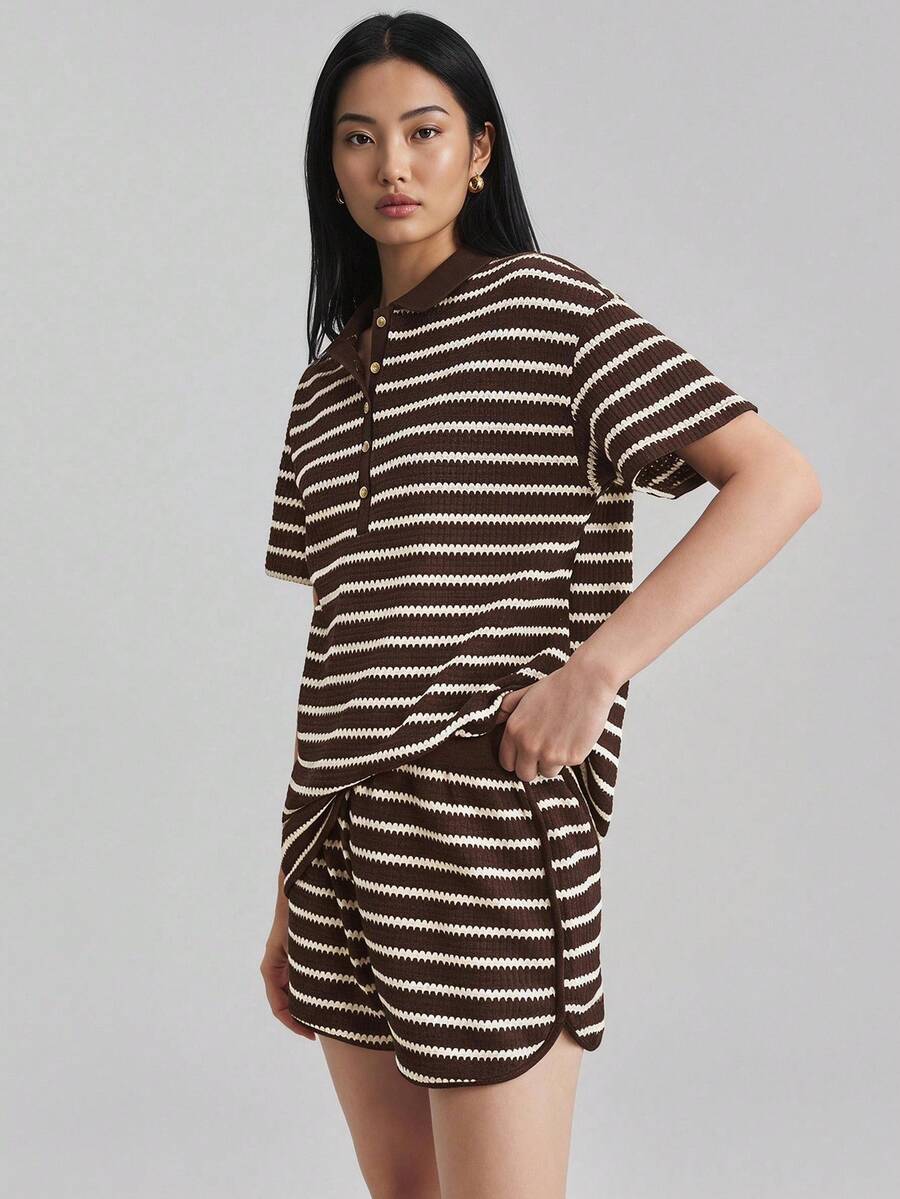 Ontre 2026 SS 新款女裝兩件套,條紋 Polo 領短袖上衣與口袋短褲,適合休閒、商務、度假、海灘、音樂節、生日派對、通勤、都市時尚穿搭 - 巧克力棕 - 查看 1