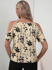 SHEIN Clasi Allover Print Cold Shoulder Chain Detail Blouse Off Shoulder Top - Khaki - View 2