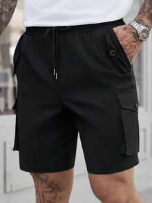Manfinity Homme 男士大尺碼休閒工裝短褲，適合日常通勤、旅行、休閒穿著、週末出遊、戶外活動、旅行探險及其他社交場合。這款短褲是男士衣櫥中不可或缺的多功能單品，也是送給男朋友或丈夫的絕佳禮物 - 黑色 - 查看 3