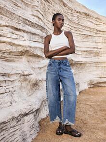Maija Women's Loose Casual Frayed Hem Tapered Jeans With Side Pockets - Dark Wash - View 3