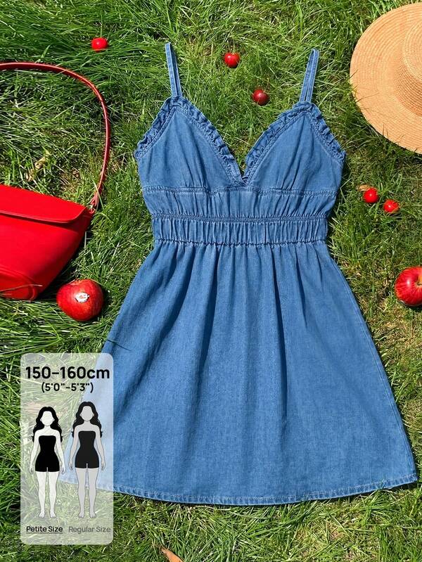 SHEIN PETITE PETITE Women's Fashion Versatile Cinched Waist Pleated Denim Camisole Dress  Casual Dresses For Women Casual Going Out Outfits