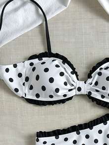 Swim Mod Conjunto de traje de baño para mujer con top de bikini plano con estampado de lunares y fruncido en el pecho, y braguita de bikini de cintura alta con volantes y fruncido - Blanco y Negro - Ver 5