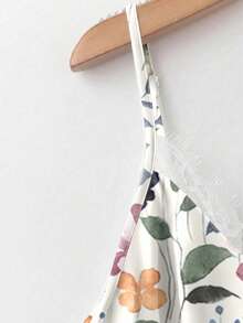Mellowie Watercolor Floral Plus Size Women's Contrast Lace Camisole Tank Top - Multicolor - View 8