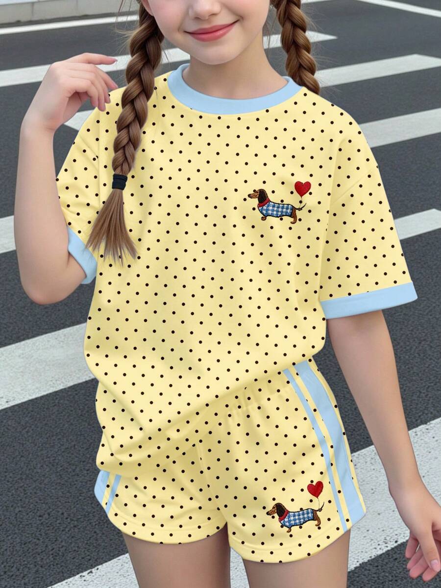 返校季 Y2K 可愛復古甜美多巴胺波點臘腸狗愛心拼接印花 少女休閒極簡短袖短褲兩件套 夏季戶外野餐、出遊、街拍、居家、校園、慵懶風 - 彩色 - 查看 1
