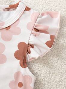 SHEIN Playful Pals 女童夏季甜美花卉荷葉袖套裝，多色可選，荷葉邊印花T恤＋短褲兩件套，親膚韓系嬰幼兒女童服飾 - 棕色 - 查看 7