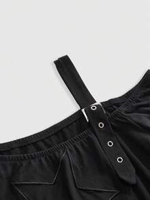 ROMWE Grunge Punk تي شيرت ضيق بتصميم نجمة مجوفة بأسلوب بانك Y2K مقاس كبير، كتف واحد غير متماثل، لون موحد، متعدد الاستخدامات - الأسود - مشاهدة 4