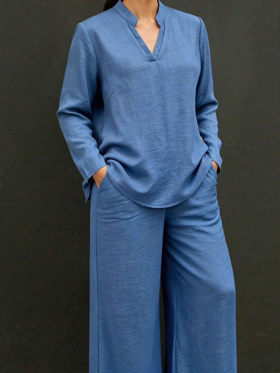 EMERY ROSE Plus Size Women's Spring/Summer Casual Crinkle Notch Collar Short Sleeve Pullover Shirt And Straight Leg Casual Pants With Pockets 2-Piece Set, Simple Casual Work Commute Daily - Blue - View 1