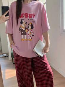 Dazy Plus 可愛卡通印花圖案寬鬆短袖上衣格紋長褲家居服大尺碼女款春夏季睡衣套裝 - 粉色 - 查看 4