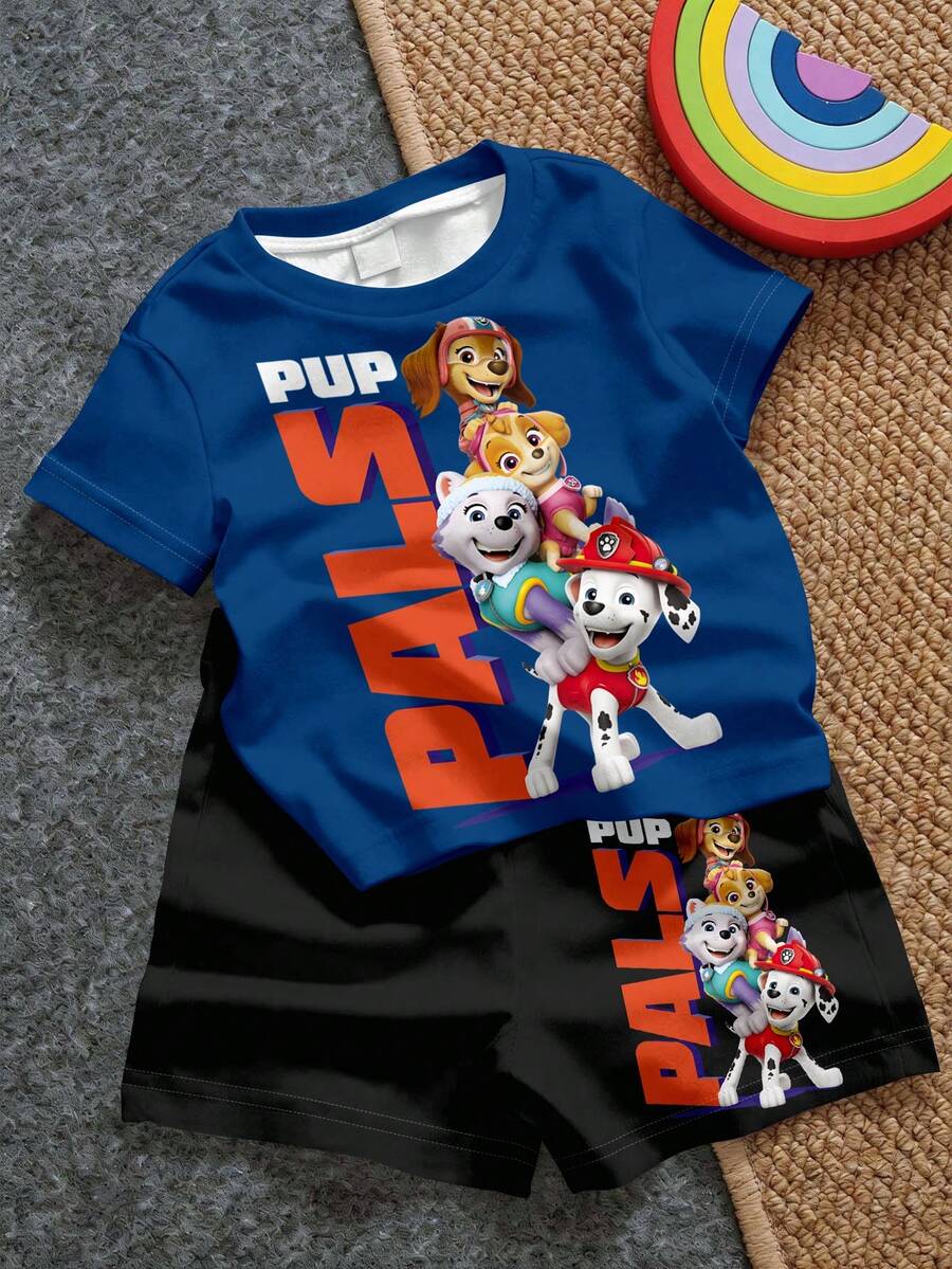 SHEIN | PAW Patrol 男嬰休閒簡約T恤套裝,適合夏季,撞色圖案印花,可愛小狗爪印,經典可愛勇敢動漫圖案印花,Chase、Rubble、小狗小隊圖案印花 - 彩色 - 查看 1