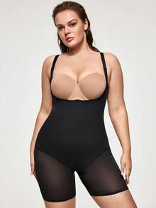 SHAPORA Bodysuit Modelador Feminino Plus Size Minimalista e Versátil com Recortes em Tela e Retalhos - Preto - Visão 4