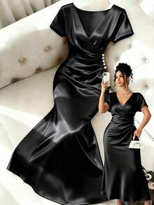 Franclia Plus Size Women Elegant Ruched Pearl Button Decor Short Sleeve Fishtail Dress, Spring/Summer Formal Black - Black - View 1