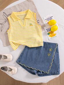 SHEIN Sparklyn Tween女孩夏季新款休閒甜美可愛檸檬刺繡條紋POLO無袖上衣 + 波浪下擺淺藍色牛仔短褲2件套，復古清新百搭日常穿著，夏季度假海灘週末度假氛圍，兒童節校園出遊早午餐約會田園風Tween女孩休閒套裝 - 黃色 - 查看 1