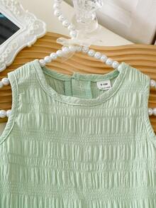SHEIN Playful Pals 女嬰荷葉邊飾無袖背心上衣素色洋裝，簡約休閒夏季舒適百搭公主裙，適合外出或疊穿 - 綠色 - 查看 4