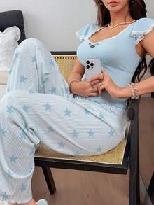 Napfluff طقم بيجاما نسائي كاجوال من التريكو بتصميم باتشورك مع حواف دانتيل بألوان متباينة، ملابس علوية بياقة مربعة وأكمام رفرفة ضيقة مع طباعة نجوم لطيفة وبنطلون طويل - الأزرق - مشاهدة 7
