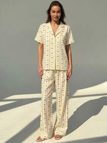 Aloruh Conjunto de camisa con estampado de rayas rosas y pantalones largos, versátil para el hogar y salidas - Amarillo claro - Ver 3