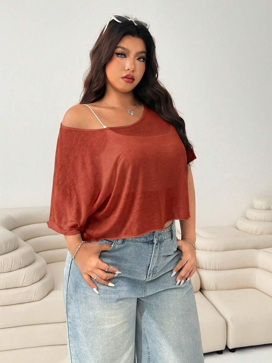SHEIN EZwear 大尺碼女款素色不對稱肩休閒百搭日常穿搭T恤 - 紅色 - 查看 1