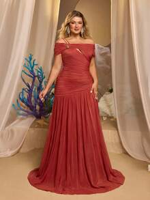 Glamrae Vestido de dama de honor formal talla grande con escote asimétrico de un hombro, decoración de metal hecha a mano, drapeado plisado y corte en A, color rojo ladrillo - Color caoba - Ver 11
