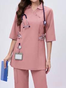Scrubzie 不对称领刺绣长款制服上衣 - 粉色 - 查看 4