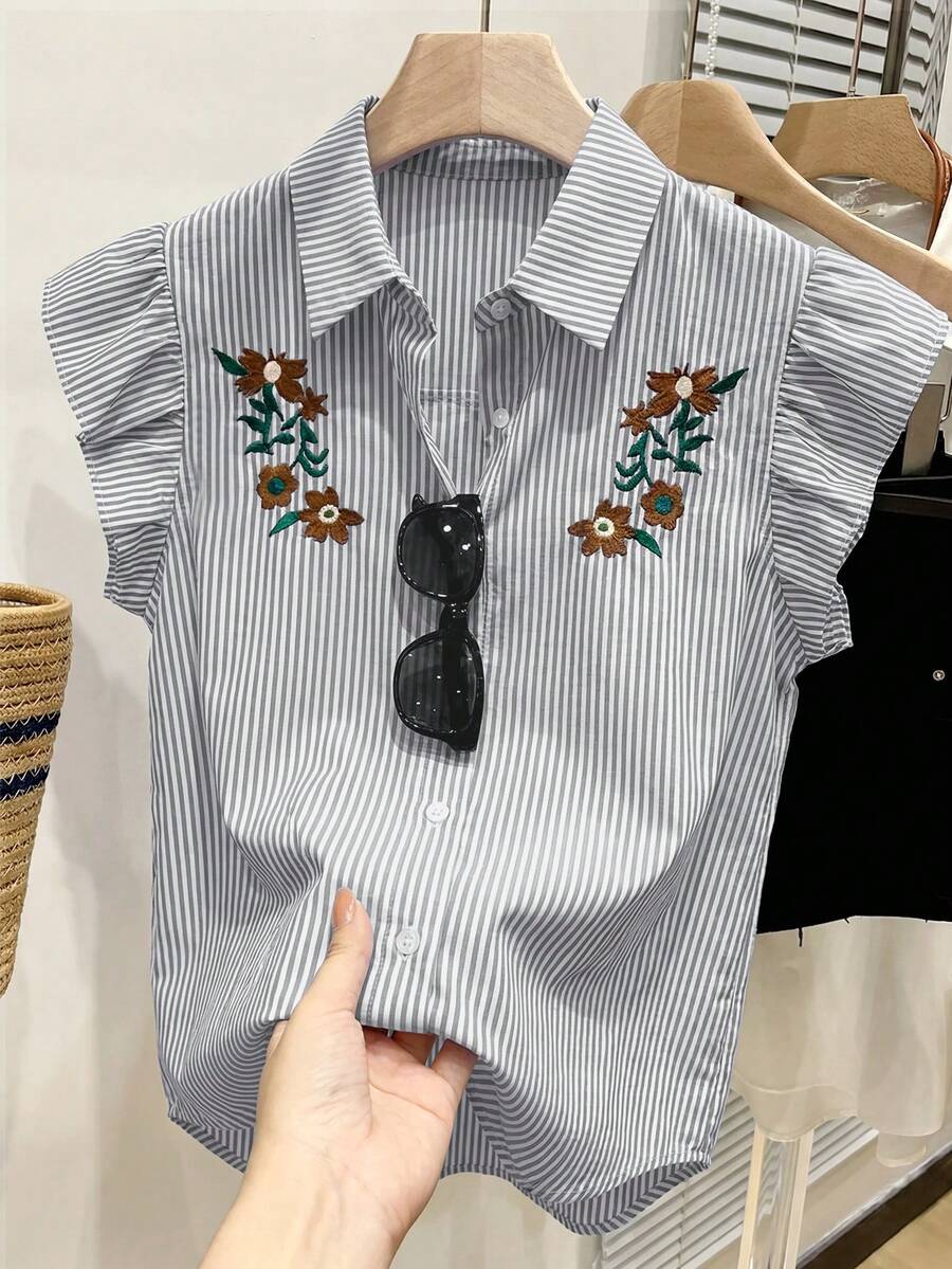 GlowEve 女款條紋刺繡單排扣時尚百搭旅行T恤 - 淺灰色 - 查看 1
