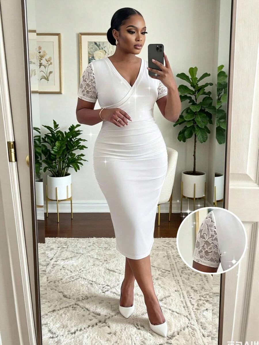 SHEIN Lady CURVE 大码女式撞色蕾丝短袖V领修身优雅连衣裙 - 白色 - 查看 1