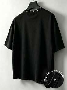 Manfinity EMRG Camiseta de manga corta holgada con cuello redondo y adornos de rosas con strass para hombre - Negro - Ver 2