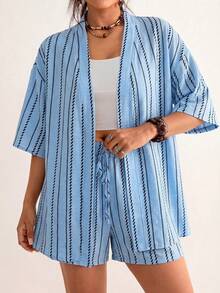 SHEIN VCAY Conjunto de 2 piezas de talla grande para principios de primavera/verano, Chaqueta cárdigan + Conjunto de pantalones cortos con cordón, Conjunto de estilo casual de vacaciones holgado con rayas de color de contraste caqui & negro, Conjunto de 2 piezas para mujer - Neblina azul - Ver 5