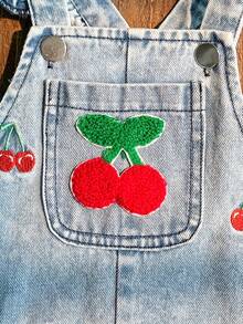 SHEIN Playful Pals 1件女嬰藍色牛仔休閒可愛刺繡花卉吊帶連身長褲，適合外出與派對，秋季穿著 - 紅色 - 查看 5