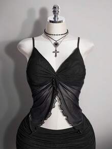 SHEIN ICON Conjunto casual diario de top de tirantes plisado y falda de unicolor para mujer talla grande - Negro - Ver 4