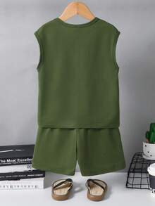 SHEIN Mirajuku Young Boy Summer Small Round Neck Cute Print Pullover Sports Tank Top & Sports Shorts 2pcs Set, A Set Of Children's Sleeveless Sports Casual Outfit, Comprising Top And Shorts, Main Color Black. The Top Is A Sleeveless Round Neck Style, Overall Style And Lively, Suitable For Summer Sports Or Daily Casual Wear, Able To Show The Child's Vitality And Personalized. - Dark Green - View 2