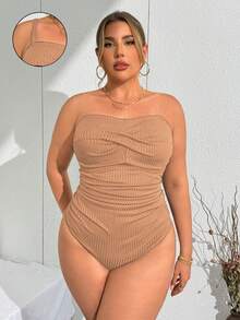 SHEIN Swim Curve 大尺碼女款純色平口細肩帶一件式休閒度假時尚泳衣 - 藕粉色 - 查看 1