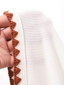 Livesso 女款貝殼刺繡單排扣長袖修身開襟外套 - 白色 - 查看 3